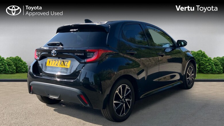 Toyota Yaris 1.5 Hybrid Design 5dr CVT [Nav] Hybrid Hatchback